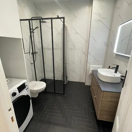 Cosy, Proche Gare Nizza